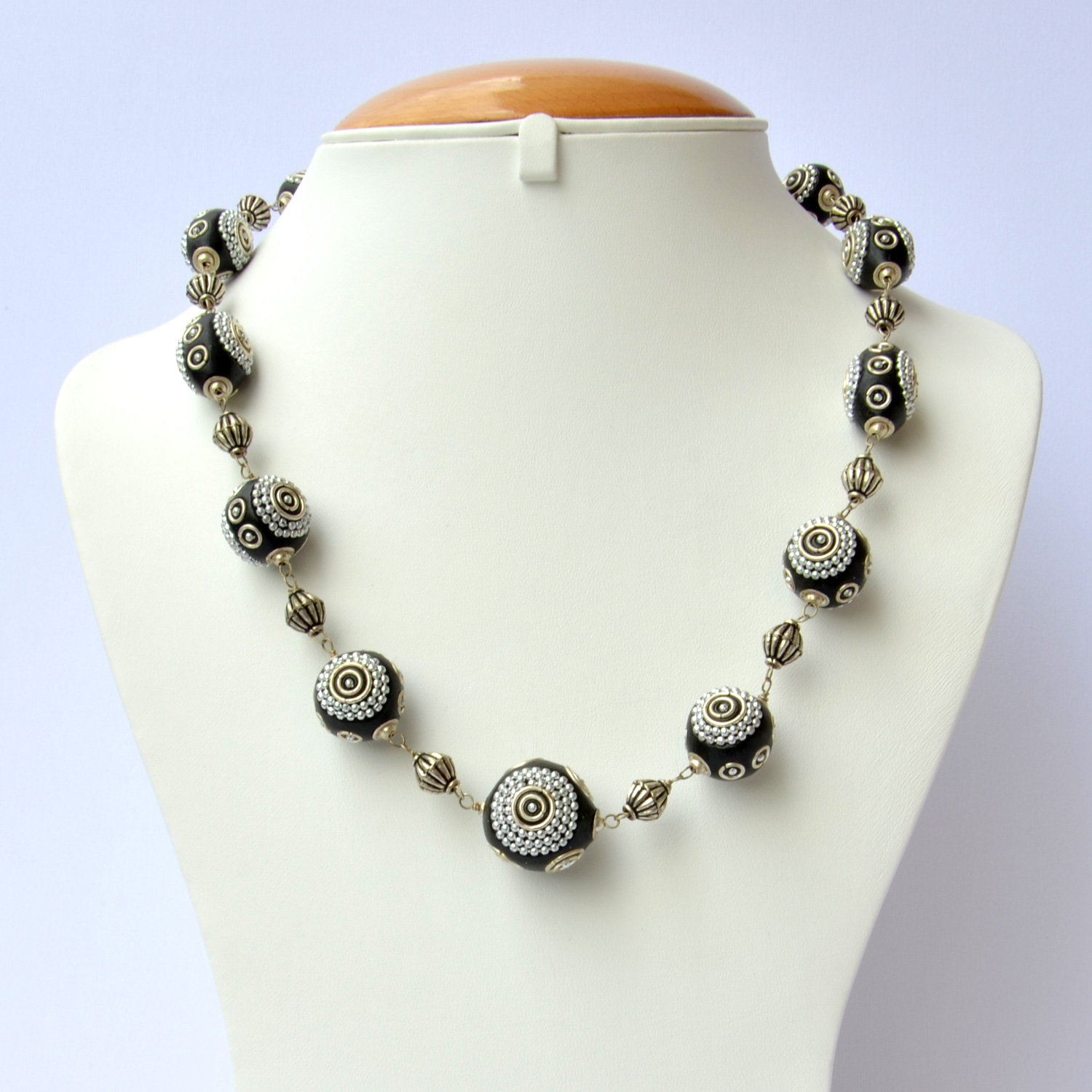 Handmade Black Necklace Studded with Silver Metal Chain | Maruti Beads