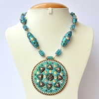 Handmade Blue Glitter Necklace with Rhinestones & Accessories