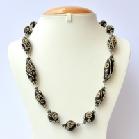 Handmade Necklace with Black Beads having Metal Rings & Chain